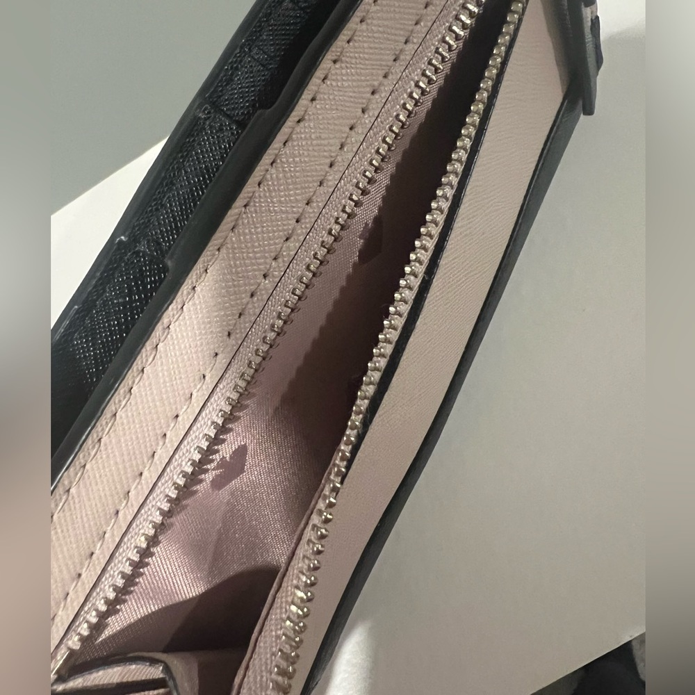 Kate Spade Wallet - Picture 7 of 7
